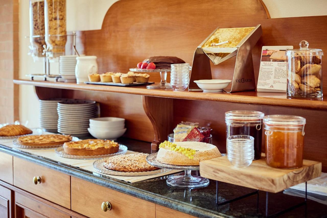 Piccolo Hotel La Valle ปีเอนซา ภายนอก รูปภาพ