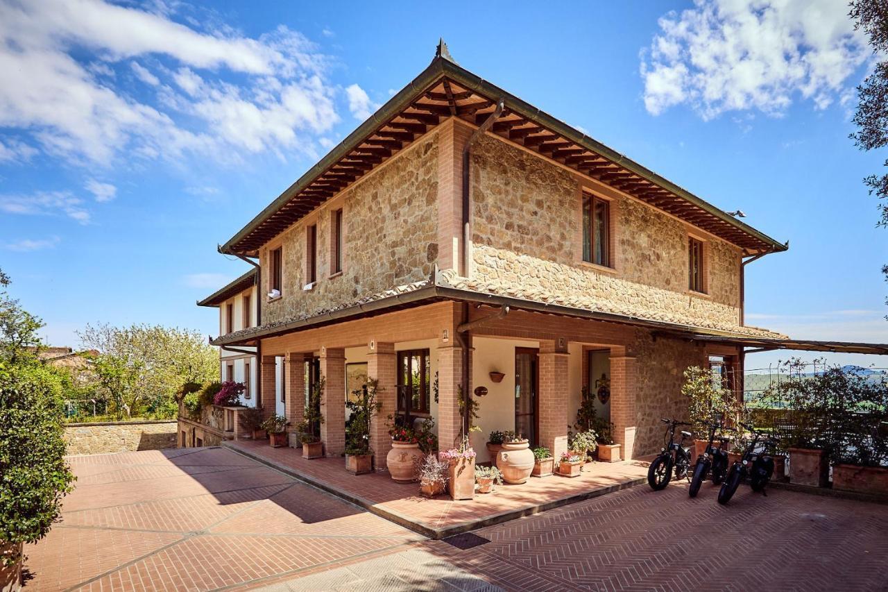 Piccolo Hotel La Valle ปีเอนซา ภายนอก รูปภาพ
