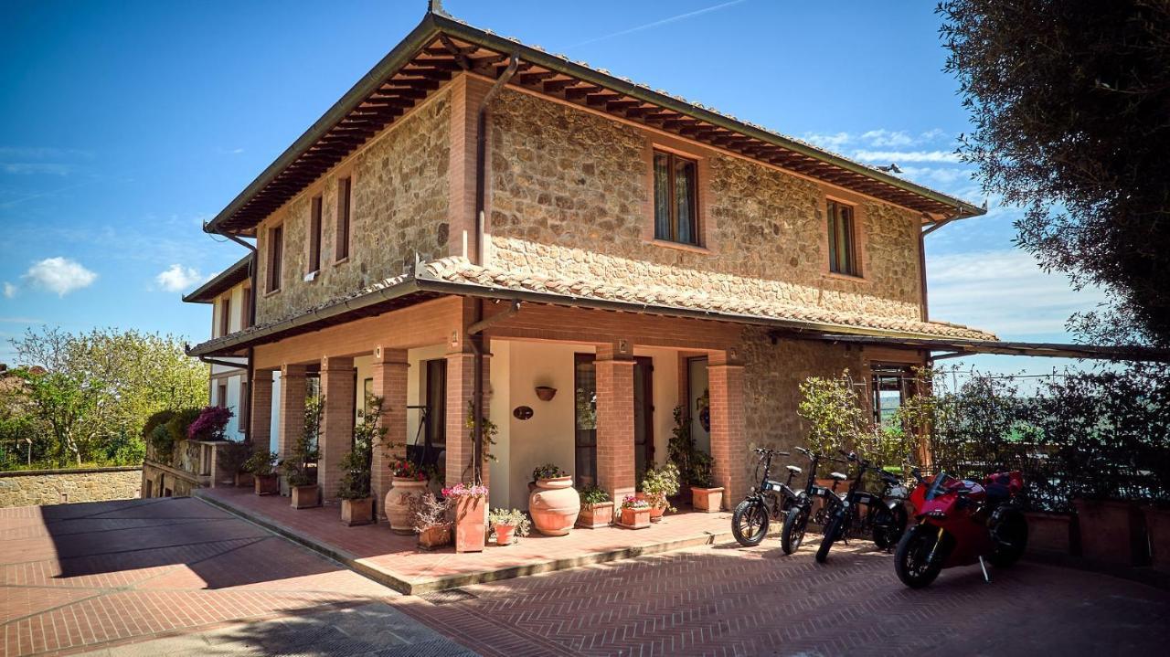 Piccolo Hotel La Valle ปีเอนซา ภายนอก รูปภาพ