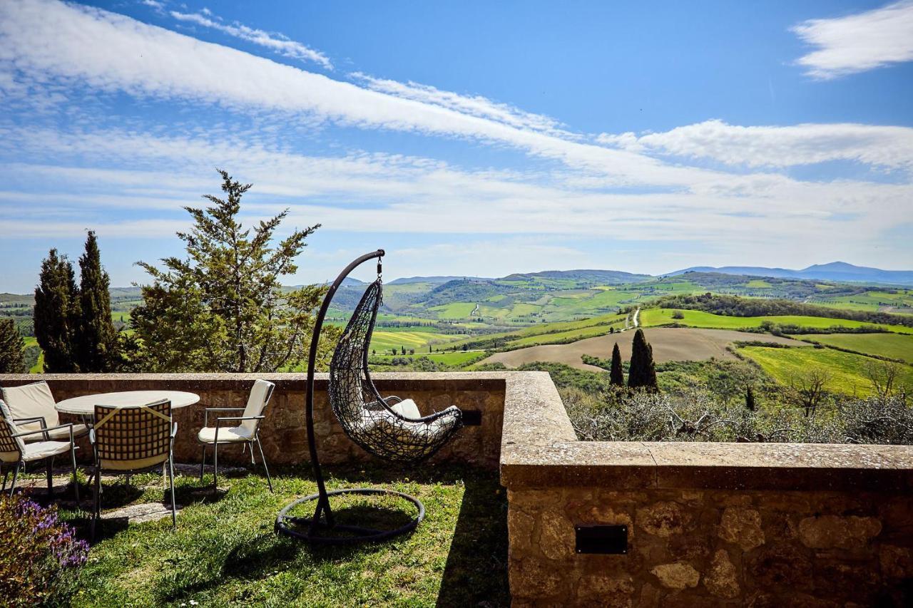 Piccolo Hotel La Valle ปีเอนซา ภายนอก รูปภาพ